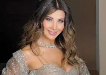 الفنانة اللبنانية نانسي عجرم تروج لجديدها الغنائي