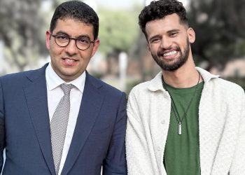 عادل تاويل يتعرض للسرقة ويفقد أشياء غالية