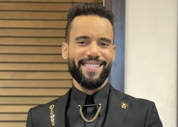 “طاليس” يشعل حماس جمهوره بعمل فني جديد