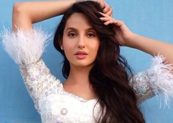 المغربية نورا فتحي تعلن عن مفاجأة لجمهورها