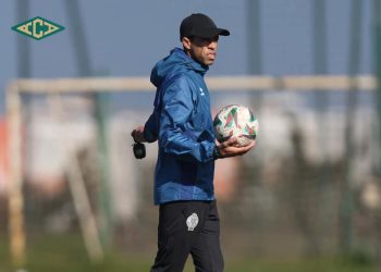 الرجاء بدون مدرب أمام صن داونز