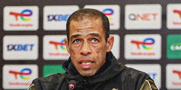 حفيظ عبد الصادق يفسر وضعية الرجاء قبل لقاء مانياما