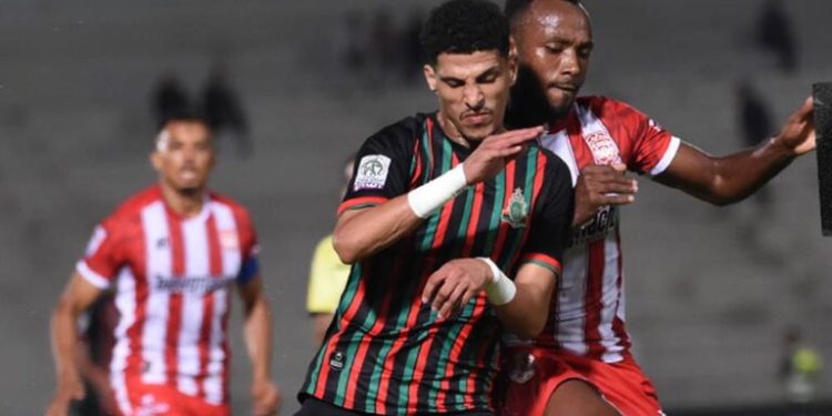 النادي المكناسي يفرض التعادل على الجيش الملكي في مباراة هيتشكوكية