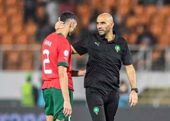 الركراكي يحدد برنامج تحضيرات الأسود للكان
