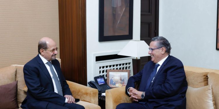 أخنوش يجري مباحثات مع وزير الخارجية وشؤون المغتربين اليمني