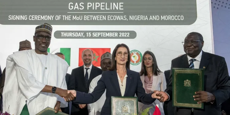بنخضرة: الأشهر الأولى من سنة 2025 ستشهد التوقيع النهائي على مشروع خط أنابيب الغاز المغرب-نيجيريا