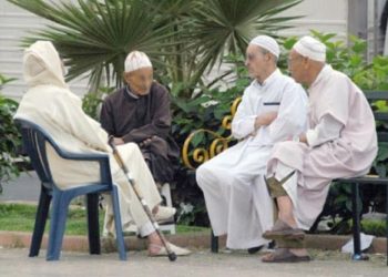 البرلمان يدعو الحكومة للإسراع بإصلاح أنظمة التقاعد