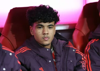 أزنو ينضم إلى ريال بلد الوليد