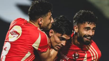 أشرف بنشرقي يتألق في أول ظهور له بقميص الأهلي المصري