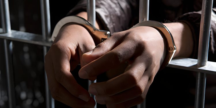توقيف خمسة أشخاص يشتبه في تورطهم في قضية تتعلق بالعنف المرتبط بالشغب الرياضي