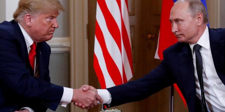 ترامب يتباحث مع بوتين غدا الثلاثاء إنهاء الحرب في أوكرانيا