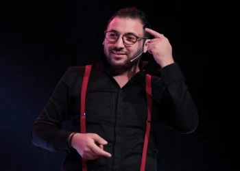 “إيكو” يعود بعرضه “الحب” في جولة رمضانية