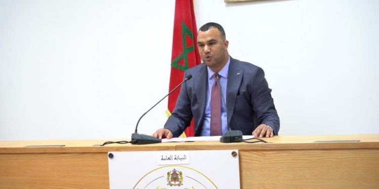 النيابة العامة تدافع عن موقفها بوضع قاصر في مركز للأحداث
