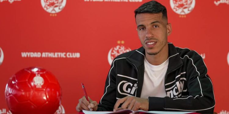 الوداد يجدد عقد لاعب بارز لموسم إضافي