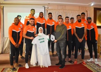 بعد فوزها بجائزة حفظ القرآن.. الدفاع الحسني الجديدي يكرم الطفلة مريم عصيم