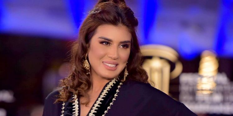 الممثلة مريم باكوش تخضع لعملية تجميل في تركيا