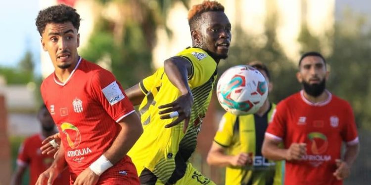 المغرب الفاسي يفك الإرتباط مع لاعب أجنبي
