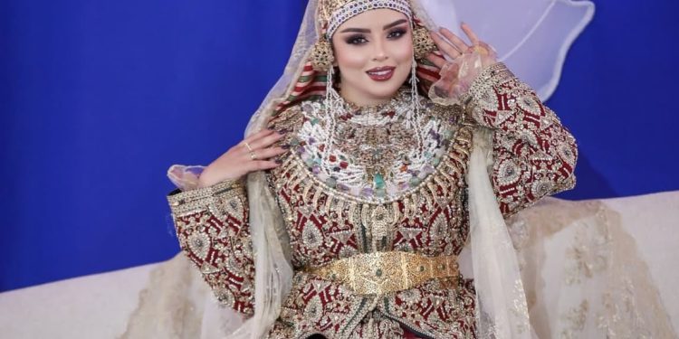 رباب أزماني تمر بوعكة صحية وتخضع لعملية جراحية
