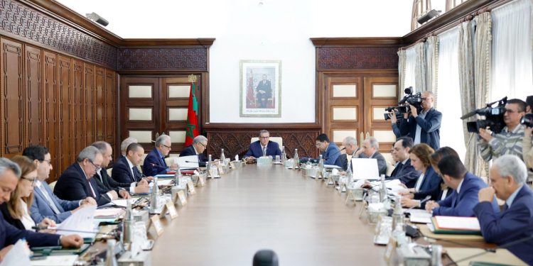 الحكومة تصادق على فتح اعتمادات إضافية للميزانية العامة