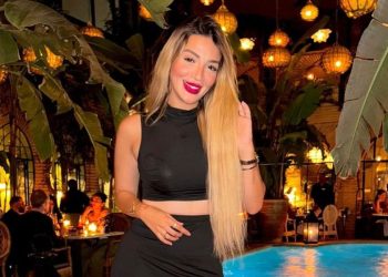 خولة كوين” تعلن إصابتها بشلل نصفي في الوجه