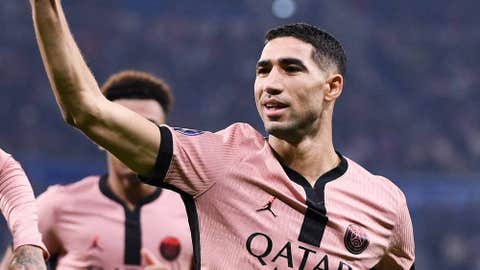 حكيمي يبدع ويقود فريقه إلى نهائي كأس فرنسا