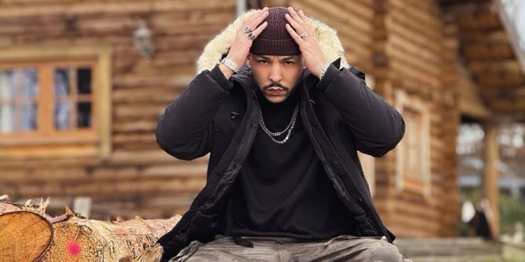 أنس بسبوسي يكشف عملية احتيال باسمه ويحذر متابعيه