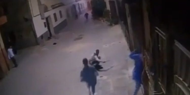 توقيف ثلاثة أشخاص في القصر الكبير إثر اشتباكات عنيفة بسلا_ح أبيض
