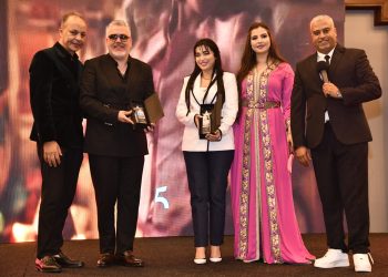 تكريمات ونجوم تتألق في حفل “ليلة نجوم السينما والتلفزيون” بالدار البيضاء