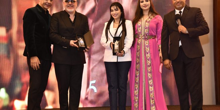 تكريمات ونجوم تتألق في حفل “ليلة نجوم السينما والتلفزيون” بالدار البيضاء