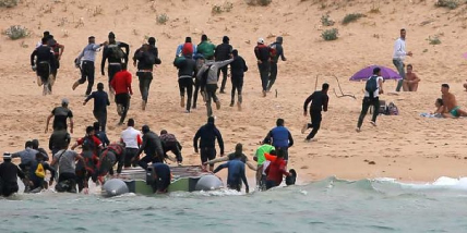 إحباط محاولة للهجرة السرية واعتقال 18 شخصاً ضواحي اشتوكة آيت باها