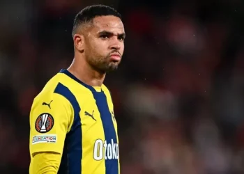 النصيري قريب من الرحيل عن فنربخشة 