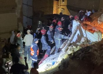فاجعة في فاس..انهيار عمارة سكنية يودي بحياة 9 أشخاص ويصيب 7 آخرين