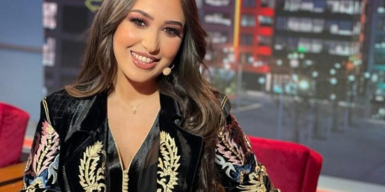 بالصورة..هند الزيادي تعلن إجراءها عملية جراحية