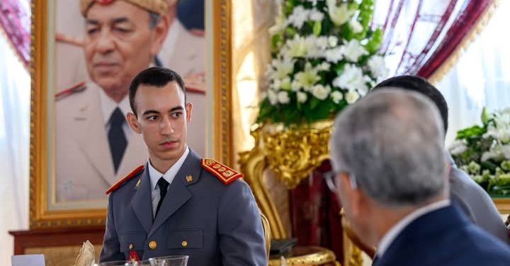 ولي العهد الأمير مولاي الحسن يترأس مأدبة غداء أقامها جلالة الملك بمناسبة الذكرى الـ 69 لتأسيس القوات المسلحة الملكية