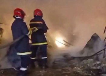 النير_ان تلتهم محلا للأفرشة بطنجة
