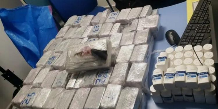 الشرطة الإسبانية تضبط 45 كيلوغراماً من الحشيش في معبر سبتة