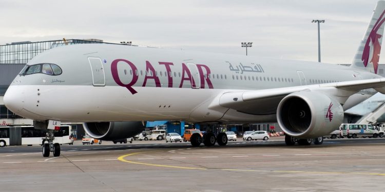 قطر تعلن عن إيقاف حركة الملاحة الجوية