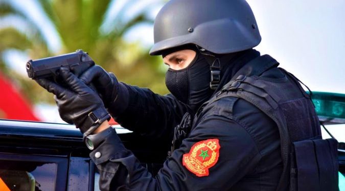 ضابط أمن بالجديدة يُطلق رصاصات تحذيرية لتوقيف مشتبه فيهم اعتدوا على مواطنين بالسلاح الأبيض