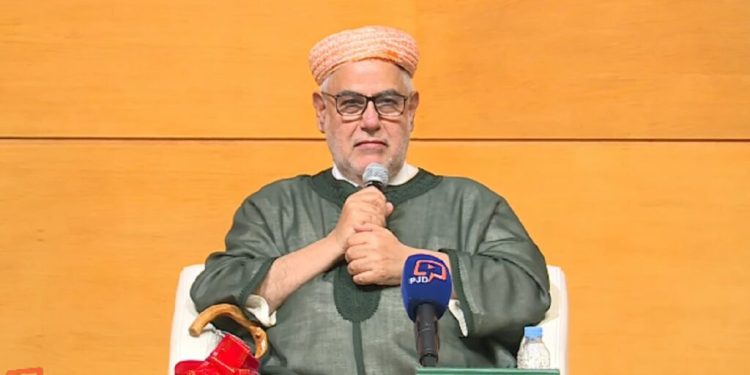 تصريحات بنكيران حول الزواج والتعليم تثير جدلاً واسعًا
