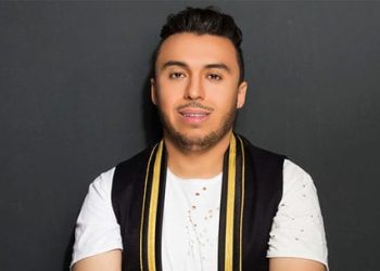 الغافولي يحتفل بعيد ميلاده على أنغام “هاكا عاجبني راسي”