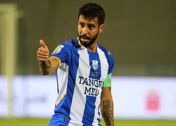 اتحاد طنجة يجدد عقد محسن متولي