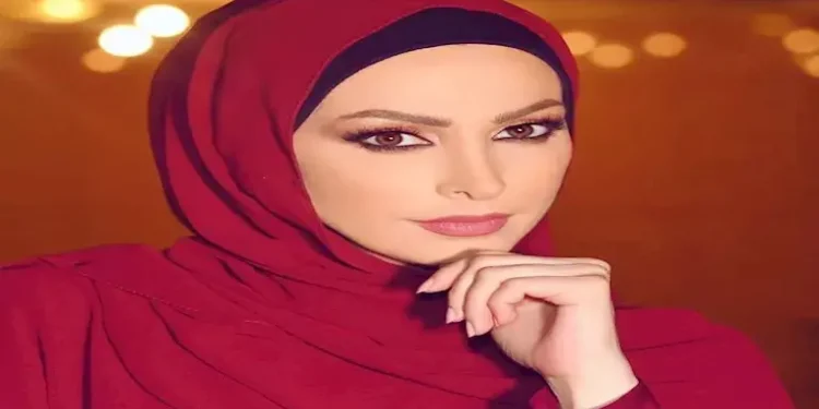 بالصور أمل حجازي تعلن خلع الحجاب وتعلق:”مرحبا بالحياة”