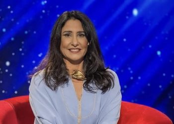 الموت يفجع الممثلة أسماء الخمليشي