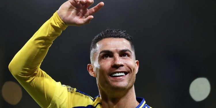 رونالدو يشيد بتعيين سيميدو رئيساً تنفيذياً للنصر