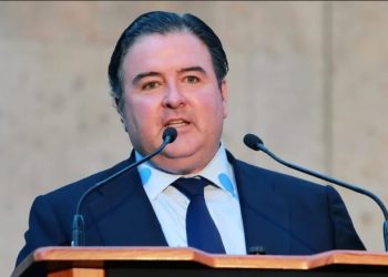 السفير الأمريكي الجديد يؤكد من الكونغرس: لا حل لقضية الصحراء خارج السيادة المغربية