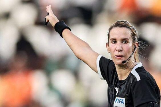 بشرى كربوبي تقود مباراة نيجيريا وزامبيا في الربع النهائي
