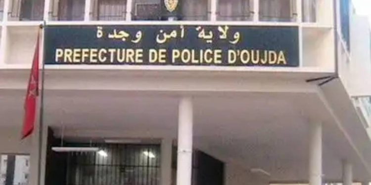 الأمن يفكك عصابة تستهدف ضحاياها بجوائز وهمية لسرقة حساباتهم