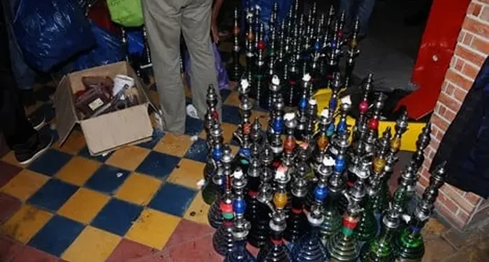 ح-جز 57 نرجيلة وتوقيف مب-حوث عنه خلال حملة أمنية بمقهى بالناظور