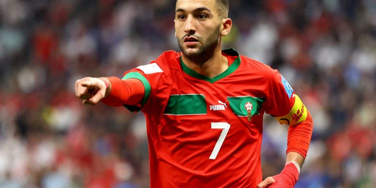 حكيم زياش قريب من الدوري الهولندي