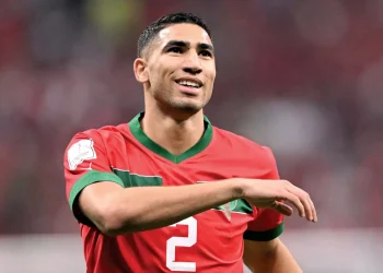 مدرب مالي: حكيمي يستحق الكرة الذهبية وصوتي سيكون له